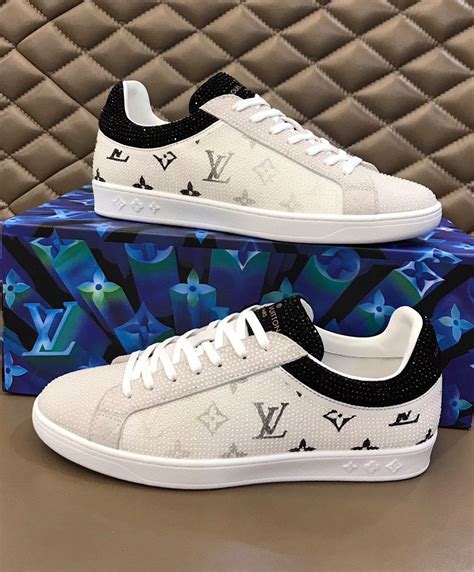 sneakers louis vuitton homme blanche|Louis Vuitton shoes for men.